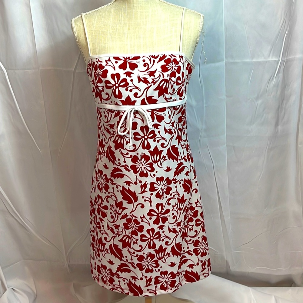 Status Res /White Fall dress Sz L